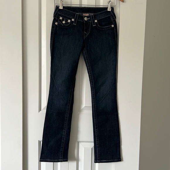 NWOT True Religion straight cut dark blue jeans. - Picture 1 of 8